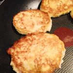 non stick pan to fry cauliflower fritters